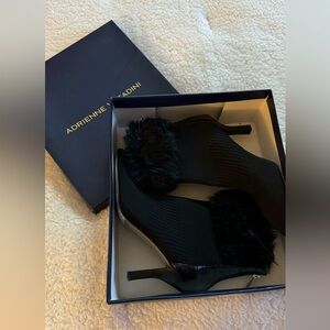 Adrienne Vittadini Stretch Knit Faux Fur Cuff Ankle Boot. Size 9. Black